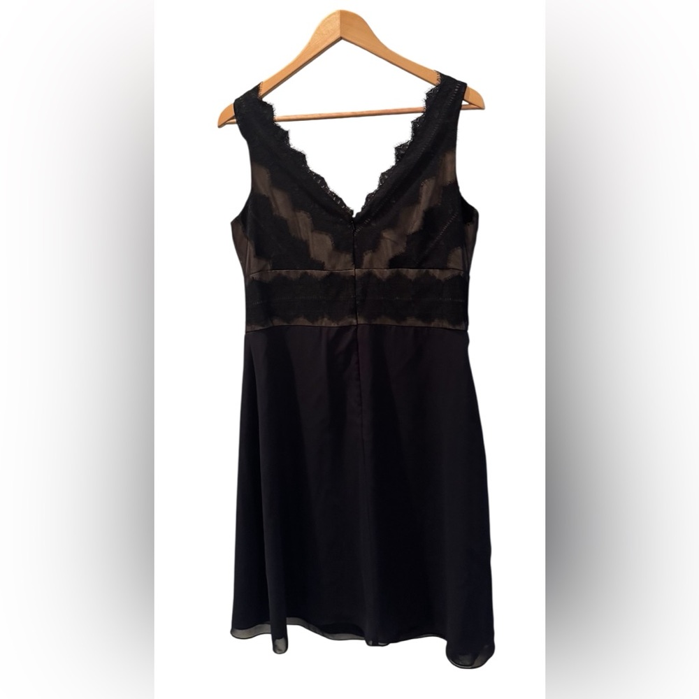 JS Collections Black and Cream Date Night Party Dress EUC - Picture 4 of 7